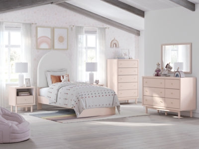 Wistenpine Twin Upholstered Panel Bed