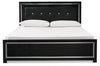 Cama Kaydell King con paneles tapizados y dos mesitas de noche