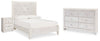 Cama Paxberry con paneles completos, cómoda y mesita de noche