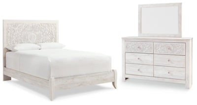 Cama Queen con paneles, tocador y espejo Paxberry