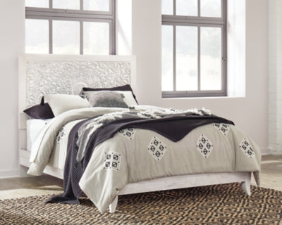 Paxberry Queen Panel Bed, Dresser and Chest