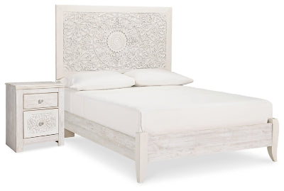 Cama y mesita de noche Paxberry con paneles completos