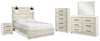 Cama Queen Cambeck con paneles, tocador, espejo, cómoda y mesita de noche