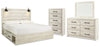 Cama King Cambeck con paneles, espacio de almacenamiento, tocador, espejo y cómoda