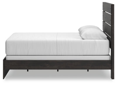 Cama Queen Hollivern con paneles