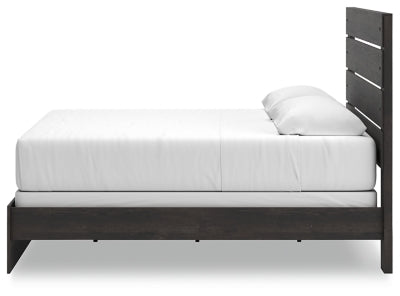 Cama King con paneles Hollivern