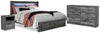 Cama King con almacenamiento, tocador y mesita de noche Baystorm