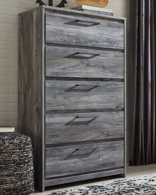 Cama Baystorm con paneles completos, tocador, espejo y cómoda