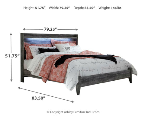 Cama King con paneles Baystorm, tocador, espejo y cómoda