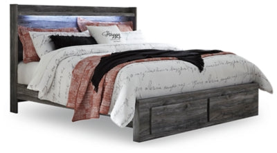 Cama King Baystorm con almacenaje, cómoda y dos mesitas de noche