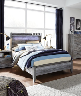 Cama Baystorm con paneles completos, tocador, espejo y cómoda