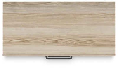 Senbry Chest of Drawers