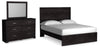 Cama Queen con paneles, tocador y espejo Belachime