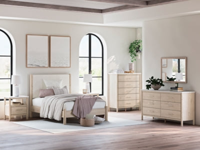 Cama Cadmori con paneles tapizados completos