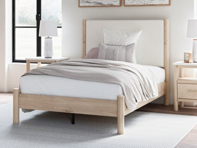 Cama Cadmori con paneles tapizados completos