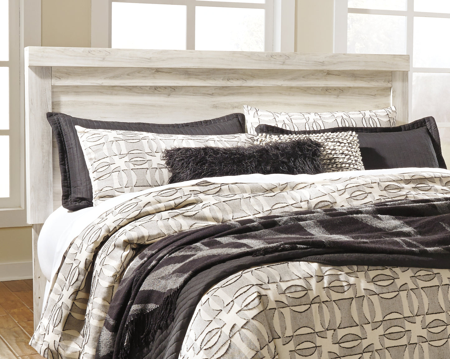 Cama Bellaby King con paneles