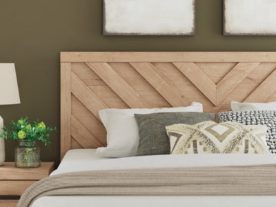 Sanginlane King Panel Bed