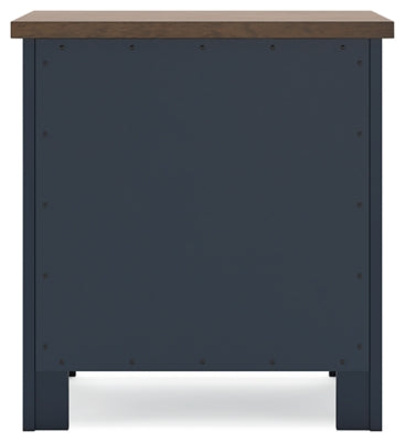 Landocken Nightstand