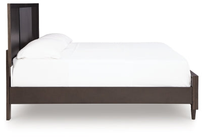 Cama King con paneles Urbantrack