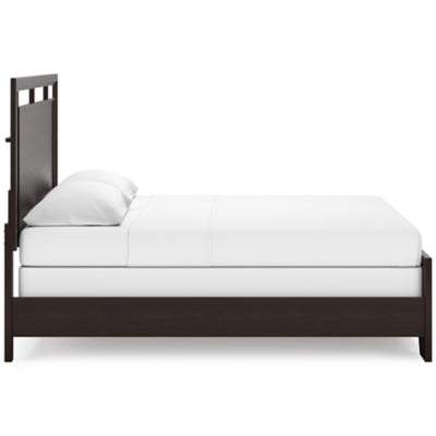 Cama King con paneles, tocador y espejo Covetown