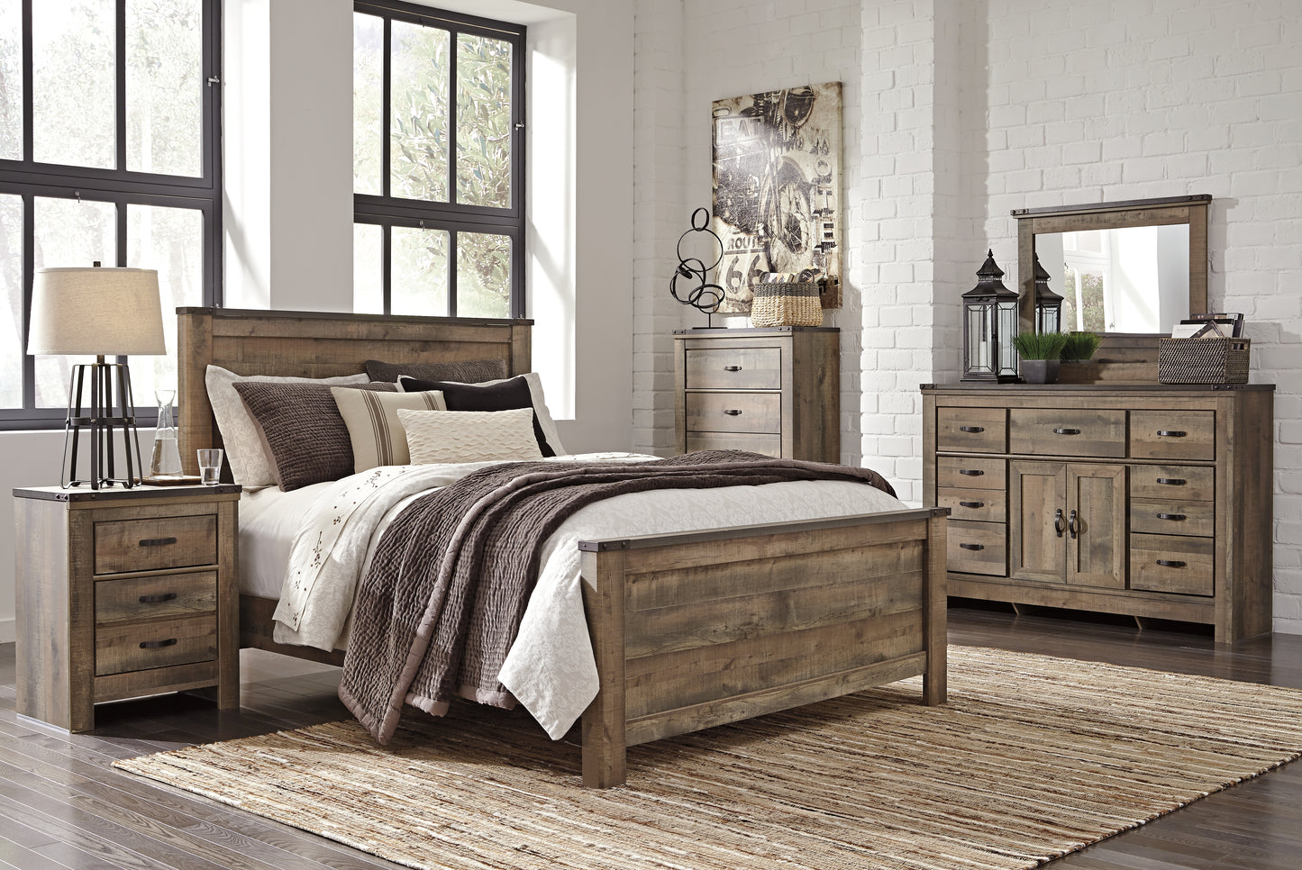 Cama Queen con paneles Trinell