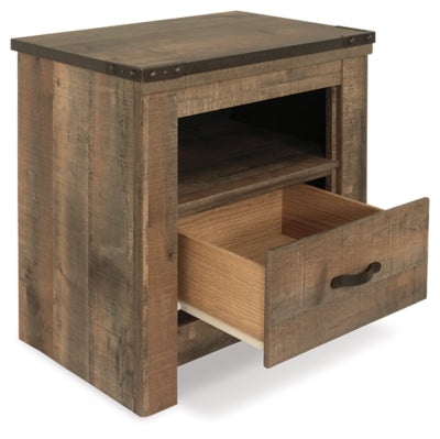 Cama Queen Trinell con paneles, cómoda y dos mesitas de noche