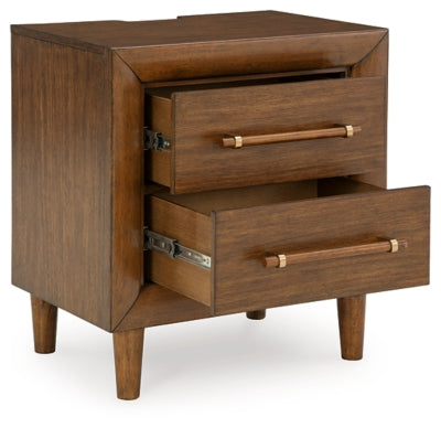 Lyncott King Upholstered Bed, Chest and Nightstand