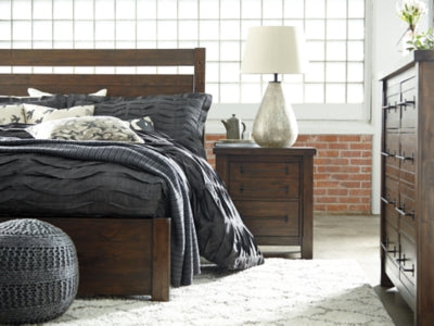 Starmore Dresser