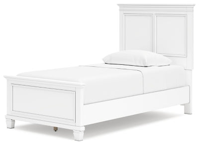 Cama doble con paneles Fortman