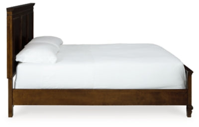 Cama King con paneles, tocador, espejo y mesita de noche Danabrin