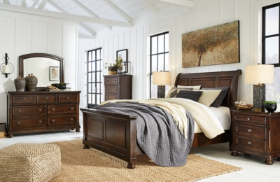 Cama Porter Queen tipo trineo, tocador, espejo, cómoda y mesita de noche