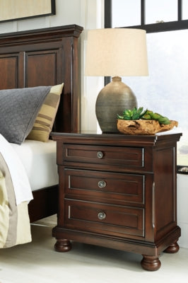 Cama Porter King con paneles, tocador, espejo, cómoda y mesita de noche