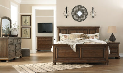 Cama con paneles Flynnter King, tocador, espejo y mesita de noche