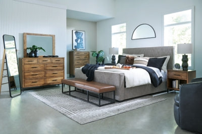 Steenlage King Upholstered Bed