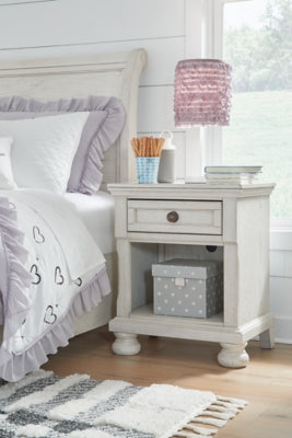 Robbinsdale Twin Storage Bed, Dresser, Mirror and Nightstand