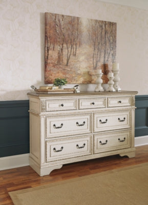Realyn King Storage Bed, Dresser, Chest and 2 Nightstands
