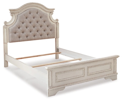 Realyn Full Panel Bed, Dresser and Mirror