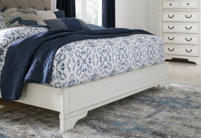 Cama Queen con paneles tapizados Blendon