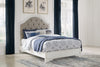 Cama Queen con paneles tapizados Blendon
