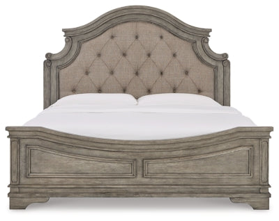 Cama King tapizada con paneles, tocador, espejo, cómoda y mesita de noche Lodenbay