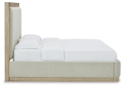 Hennington King Upholstered Bed