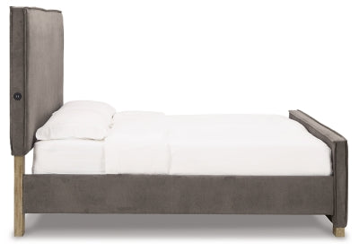 Cama King con paneles tapizados Krystanza