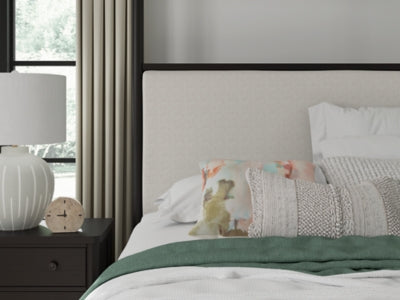 Cama con dosel tapizada Portdown Queen