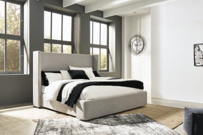 Cama California King con almacenamiento tapizada Fawnburg