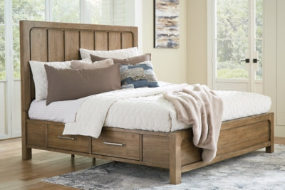 Cama King Cabalynn con paneles y almacenamiento