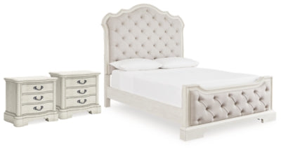 Cama Queen Arlendyne con paneles tapizados y dos mesitas de noche