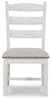 Mesa de comedor Valebeck y 8 sillas con servidor