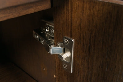 Dilenno Dining Server