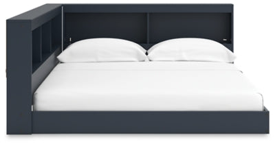 Cama Simmenfort con estantería completa y espacio de almacenamiento