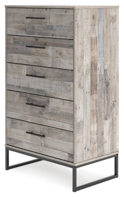 Neilsville Queen Platform Bed, Dresser, Chest and 2 Nightstands